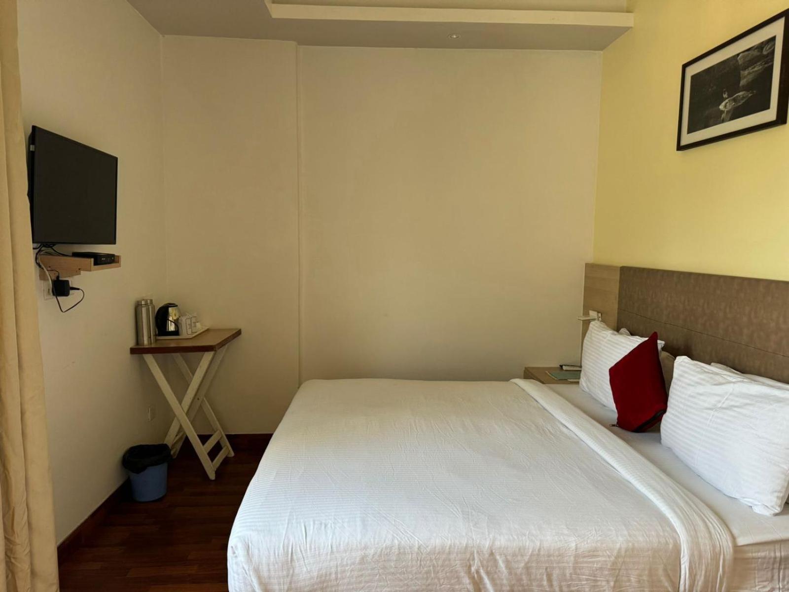 Hotel River Retreat Kangra Eksteriør billede