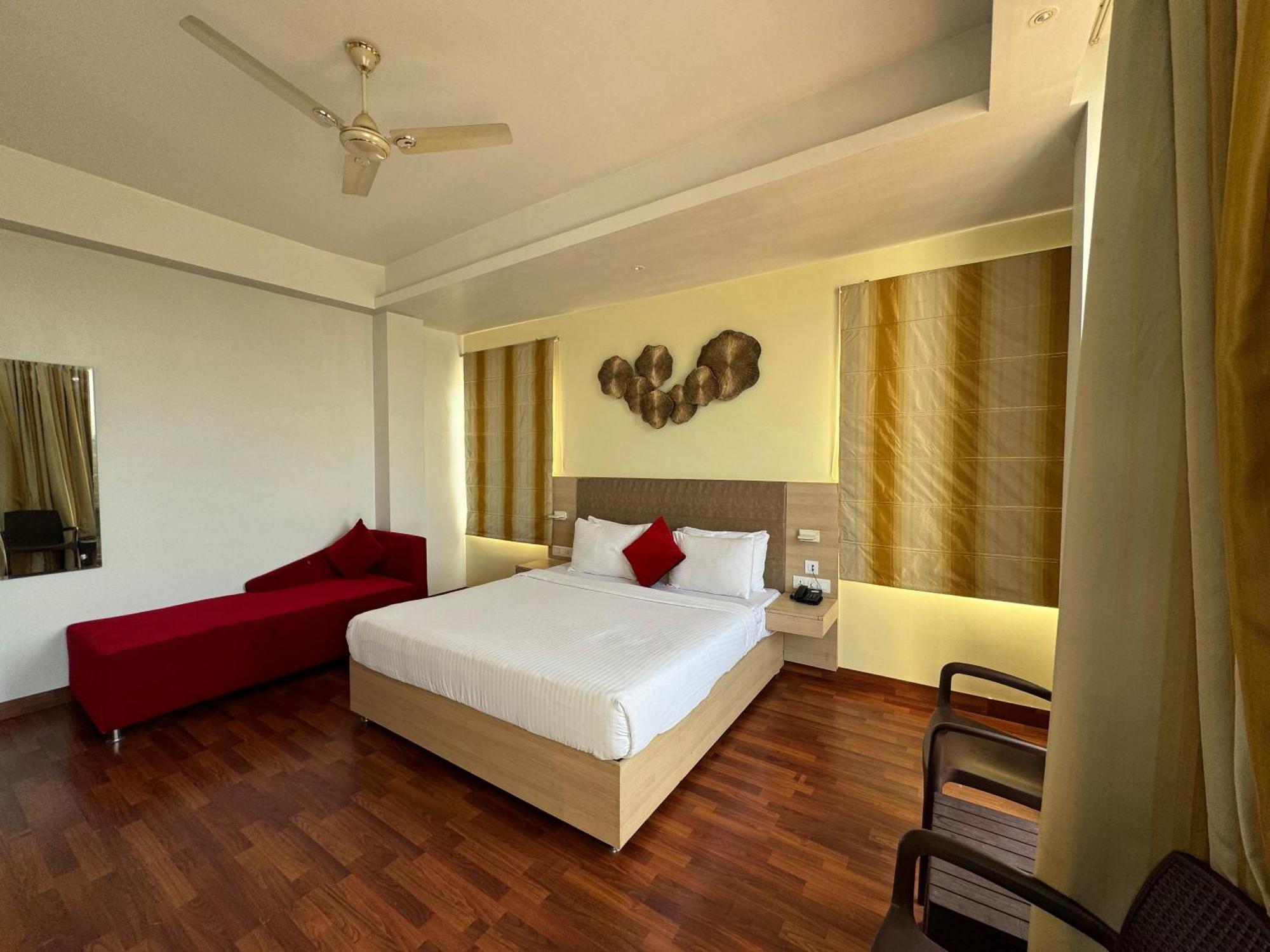 Hotel River Retreat Kangra Eksteriør billede