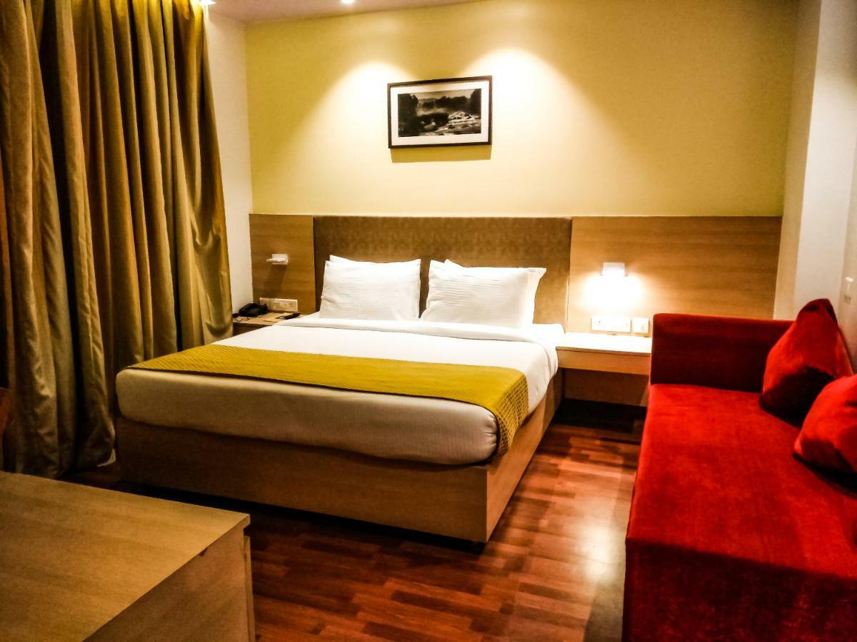 Hotel River Retreat Kangra Eksteriør billede